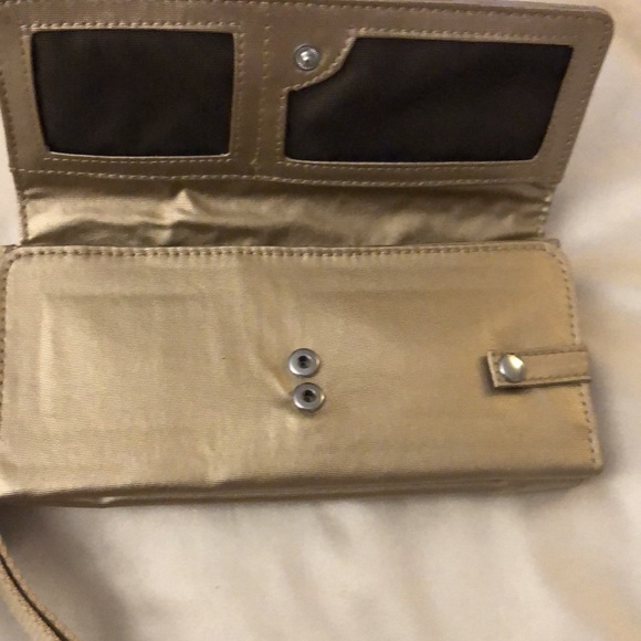 Kipling Rubi Large Wristlet Wallet Color Starry Gold Metallic + Monkey OS NWT - Picture 11 of 16